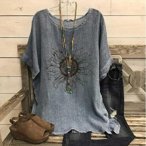 Women’s Graphic T-Shirt – Oversized Fit – Soft Knit – Short Sleeve Casual Style