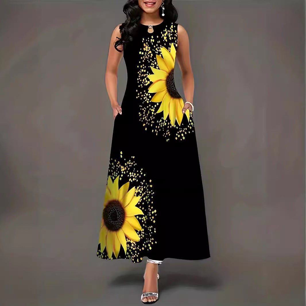 Women’s Maxi Dress - Relaxed Fit - Sleeveless - Round Neck - Flowy Silhouette - With Pockets