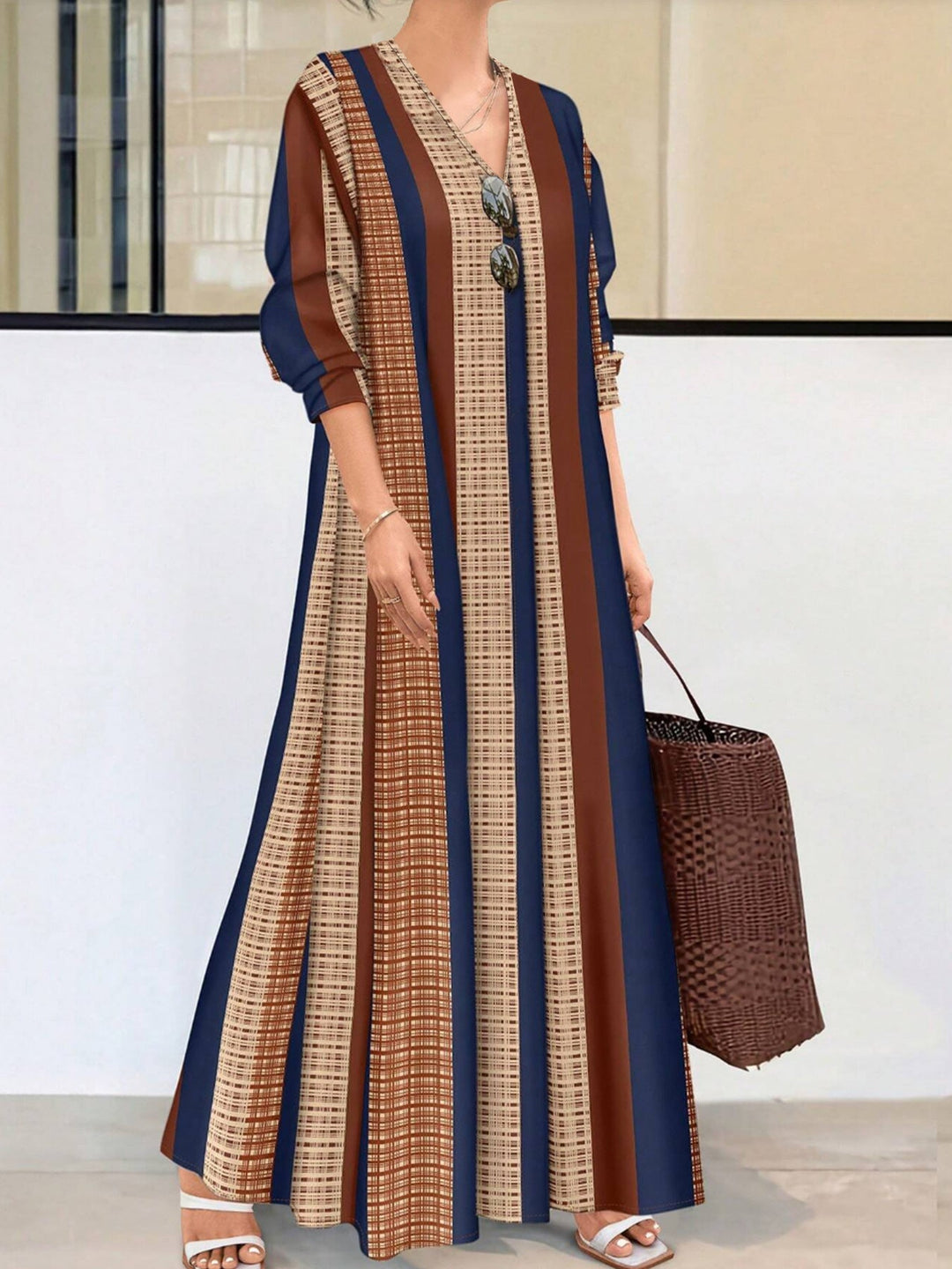 Women’s V-Neck Dress – Flowy Fit – Full Length – Striped