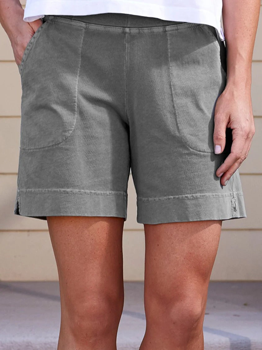 Women's Casual Shorts – Relaxed Fit – Breathable Blend – Mid-Thigh Length – Side Pockets
