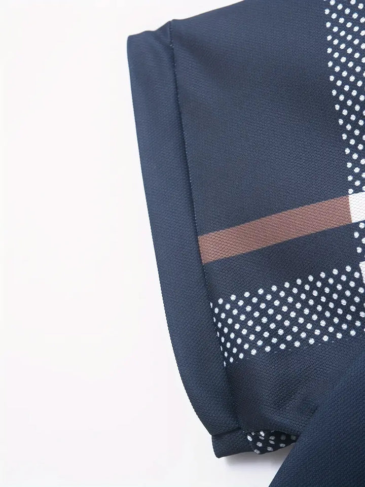 Men's Polo Shirt - Plaid Pattern - Slim Fit - Short Sleeve Button-Down Collar