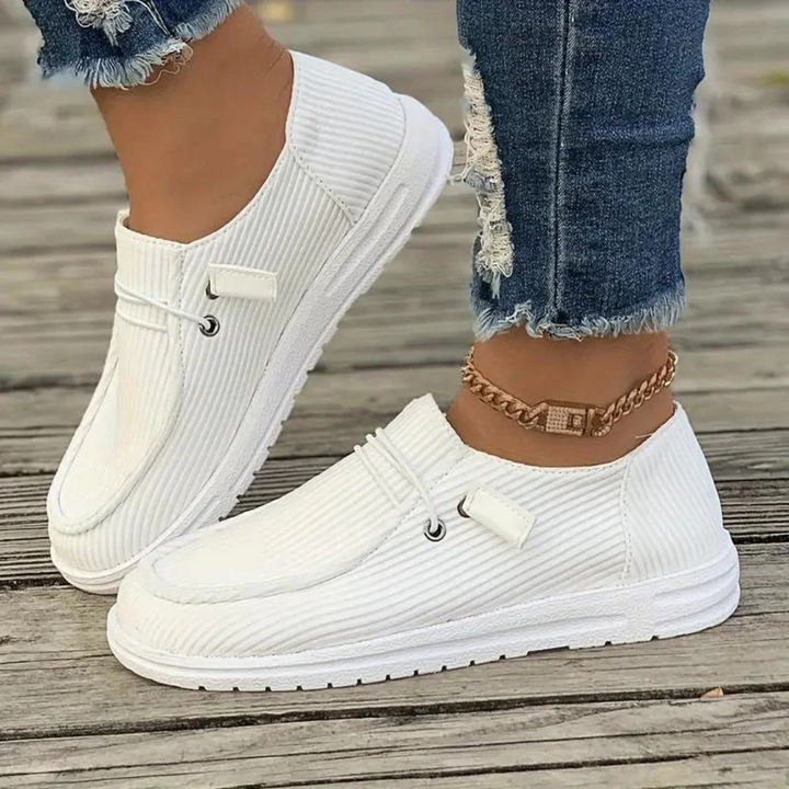 Women’s Slip-On Shoes – Soft Knit – Flat Sole – Casual Fit – Breathable Comfort