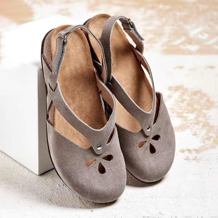 Women’s Flat Sandals – Open Toe – Soft Insole – Cut-Out Design – Casual Comfort Fit