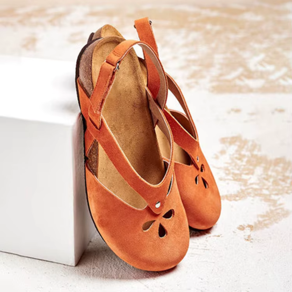 Women’s Flat Sandals – Open Toe – Soft Insole – Cut-Out Design – Casual Comfort Fit