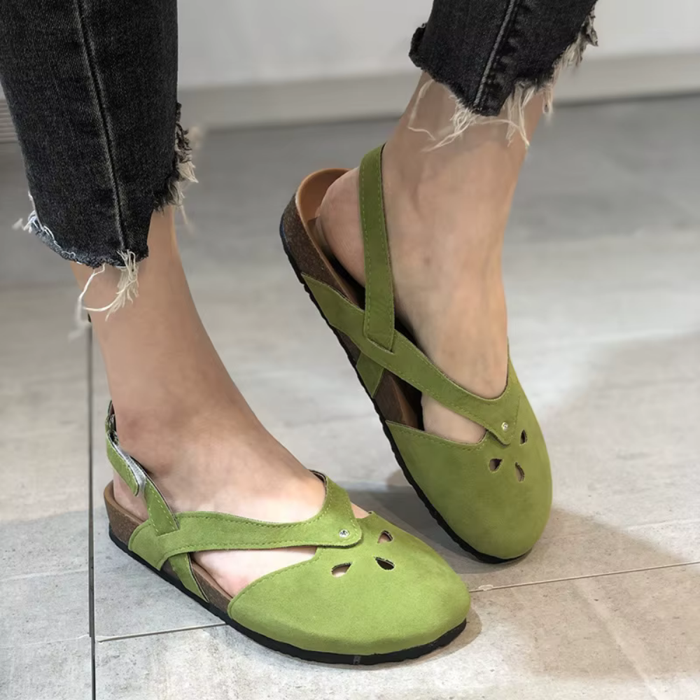 Women’s Flat Sandals – Open Toe – Soft Insole – Cut-Out Design – Casual Comfort Fit