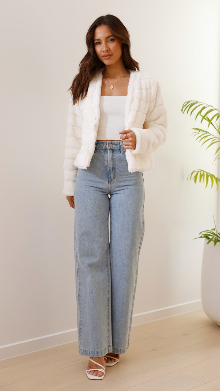Women’s Crop Jacket - Faux Fur - Quilted Open Front - Structured Fit Cozy Layer