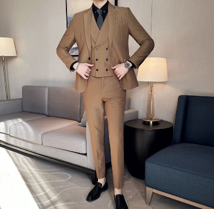 Men’s Three-Piece Suit – Tailored Fit – Formal Business Wear