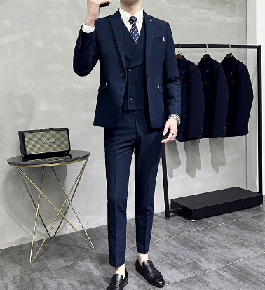 Men’s Three-Piece Suit – Tailored Fit – Formal Business Wear