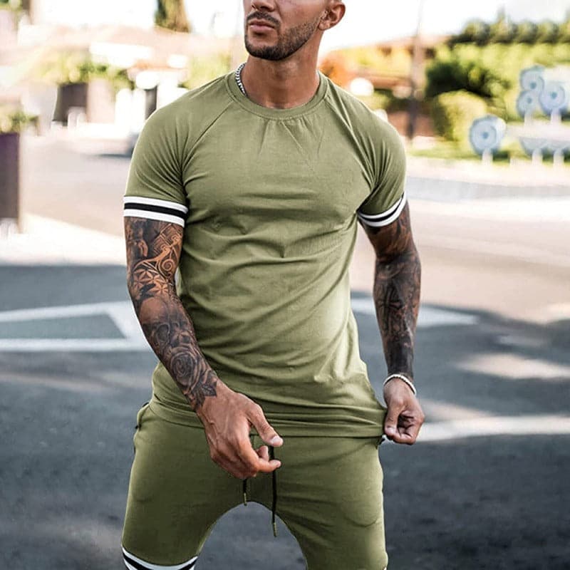 Men’s Athletic Set – Slim Fit – Breathable Stretch Blend – Short Sleeve Top & Shorts