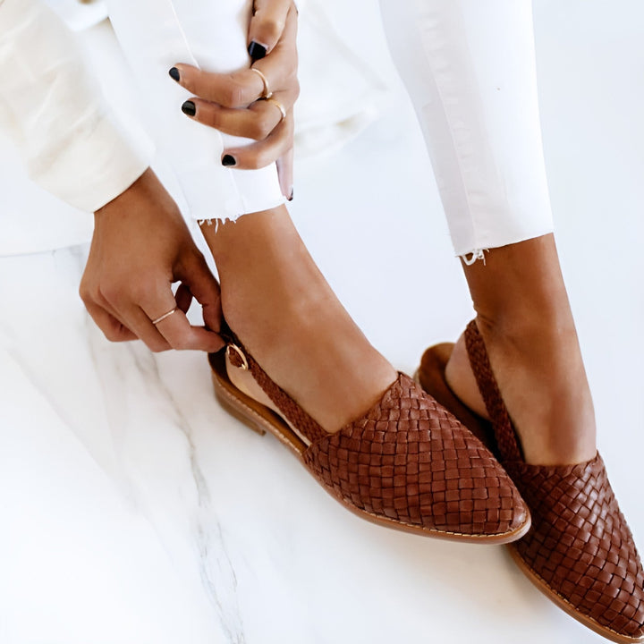 Women's Flat Slingback Shoes - Woven Braided Design - Pointed Toe - Adjustable Strap