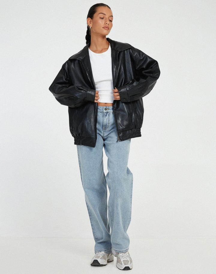 Women’s Leather Jacket - Oversized Fit - Zipper Front - Hip Length Casual Outerwear