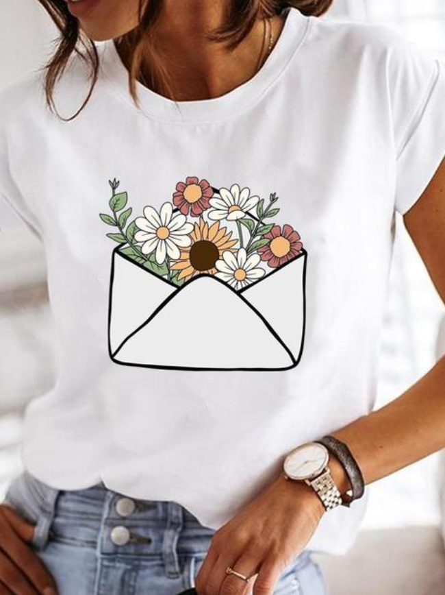 Women’s T-Shirt – Relaxed Fit – Soft Knit – Crew Neck – Heart Graphic Casual Style