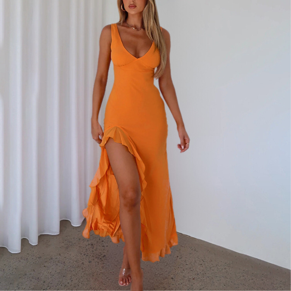 Women’s Evening Dress – Slim Fit – V-Neck Sleeveless – High Slit Luxury Fabric