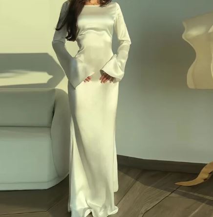 Women’s Bodycon Dress - Luxury Fabric - Slim Fit - Long Sleeve Elegant Silhouette