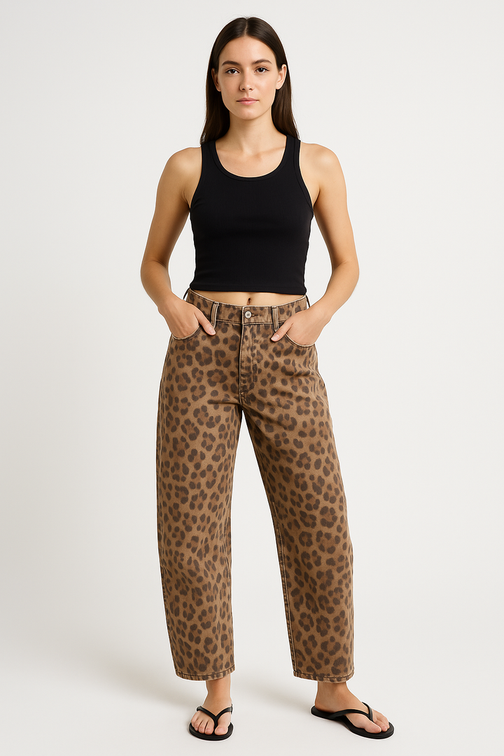 Women’s Jeans - Relaxed Fit - Barrel Leg - Full Length - Animal Print Casual Denim