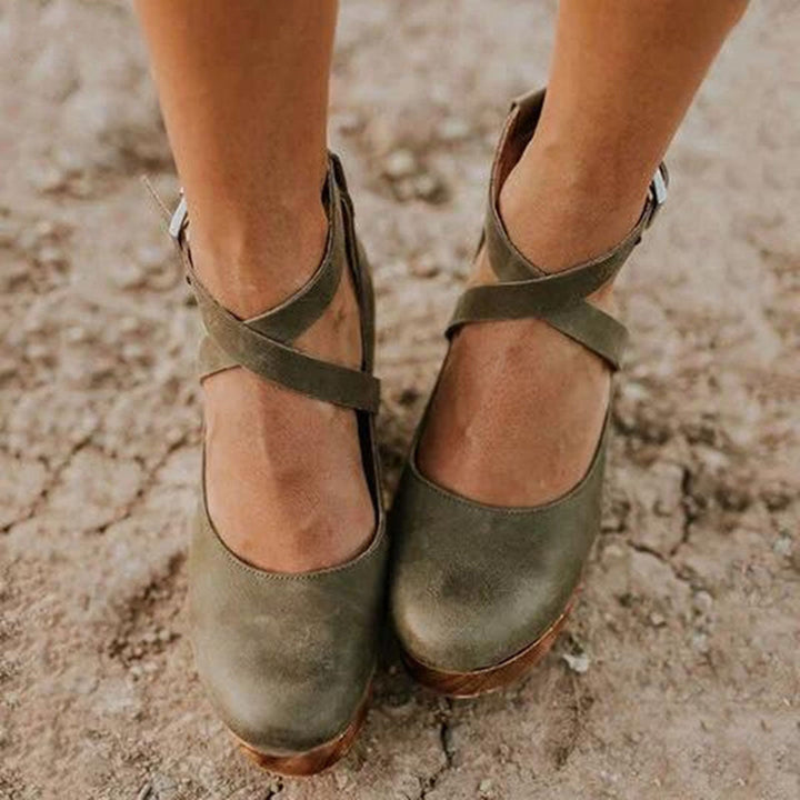 Women’s Wedge Heel Shoes – Closed Toe – Leather Upper – Ankle Strap – Platform Sole