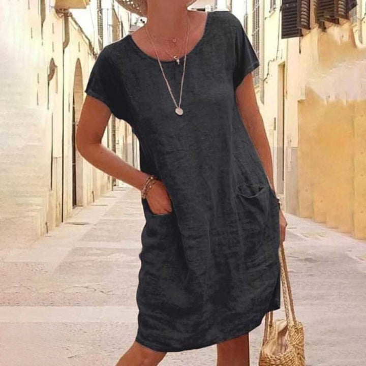Women’s Knee-Length Dress – Relaxed Fit – Short Sleeve – Natural Fibers – Casual Style