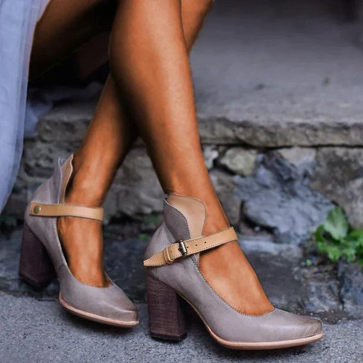 Women’s Block Heel Shoes – Closed Toe – Ankle Strap – Structured Fit – Elegant Design