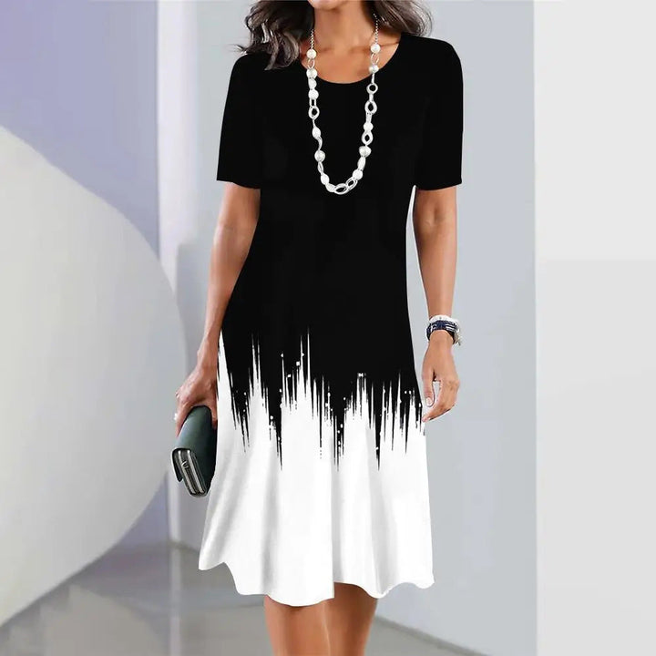 Women's Dress - Short Sleeve - Knee-Length - Ombre Print - Flared Casual Fit