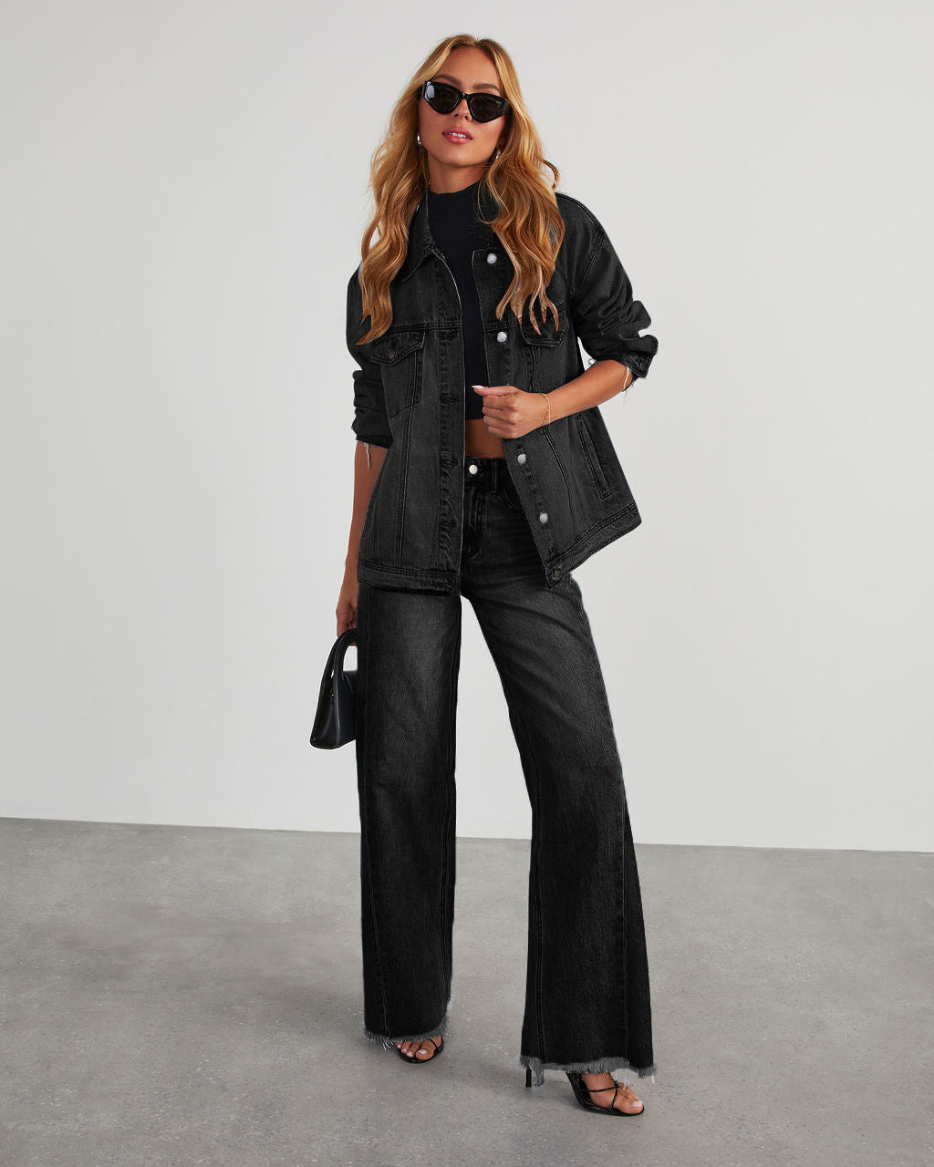 Women’s Wide-Leg Jeans - High Waist - Relaxed Fit - Raw Hem Casual Style