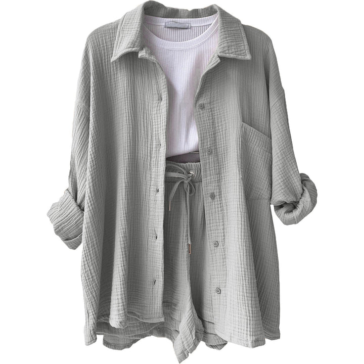 Women’s Two-Piece Set – Relaxed Crinkled Shirt – High-Waisted Drawstring Shorts