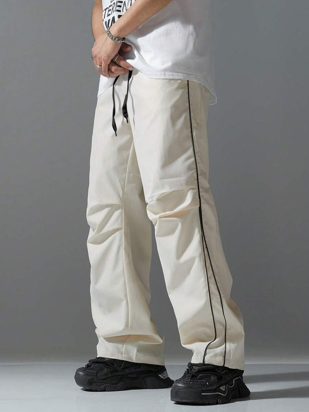 Men’s Cargo Pants – Relaxed Fit – Drawstring Waist – Side Pockets – Sporty Streetwear