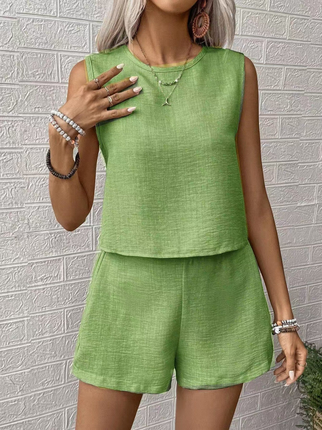 Women’s Sleeveless Top and Shorts Set – Lightweight Linen Blend – Relaxed Fit
