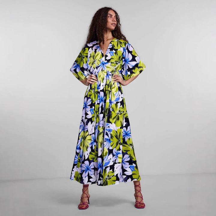 Women's Maxi Dress – V-Neck – Relaxed Fit – Short Sleeve – Floral Print – Flowing Silhouette