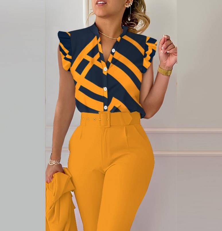 Women's Two-Piece Set – Sleeveless – V-Neck – Petal Sleeve – Relaxed Fit – Button Front