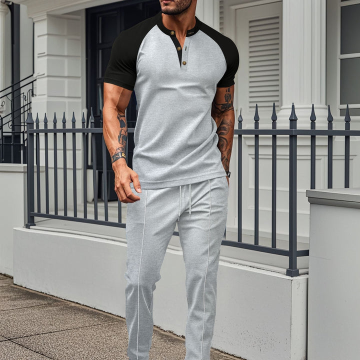 Men’s Two-Piece Set - Short-Sleeve Shirt - Athletic Fit - Stretch Fabric - Stand Collar Casual Style