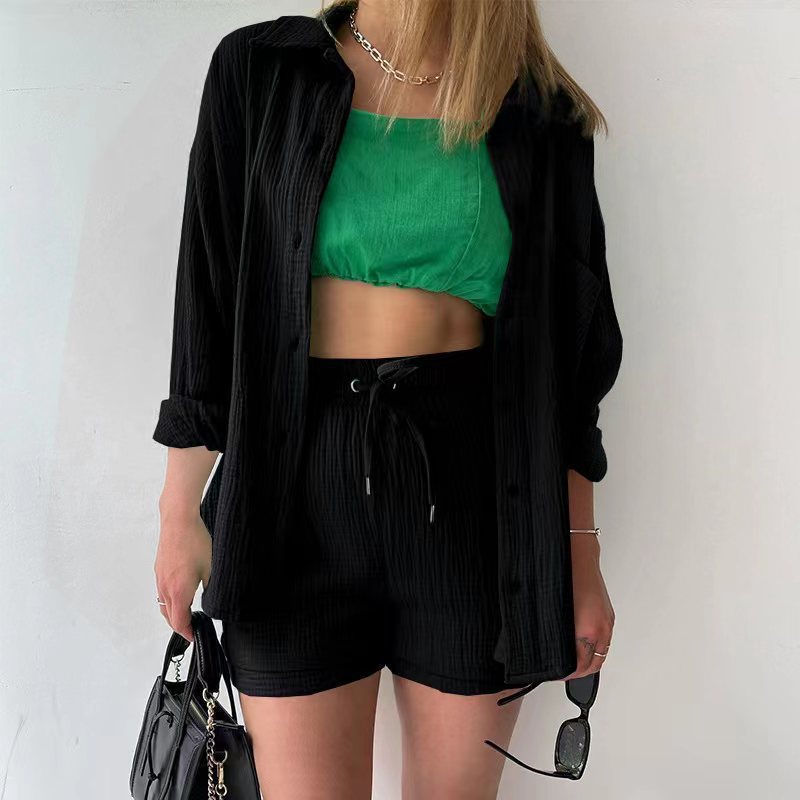 Women’s Two-Piece Set – Relaxed Crinkled Shirt – High-Waisted Drawstring Shorts
