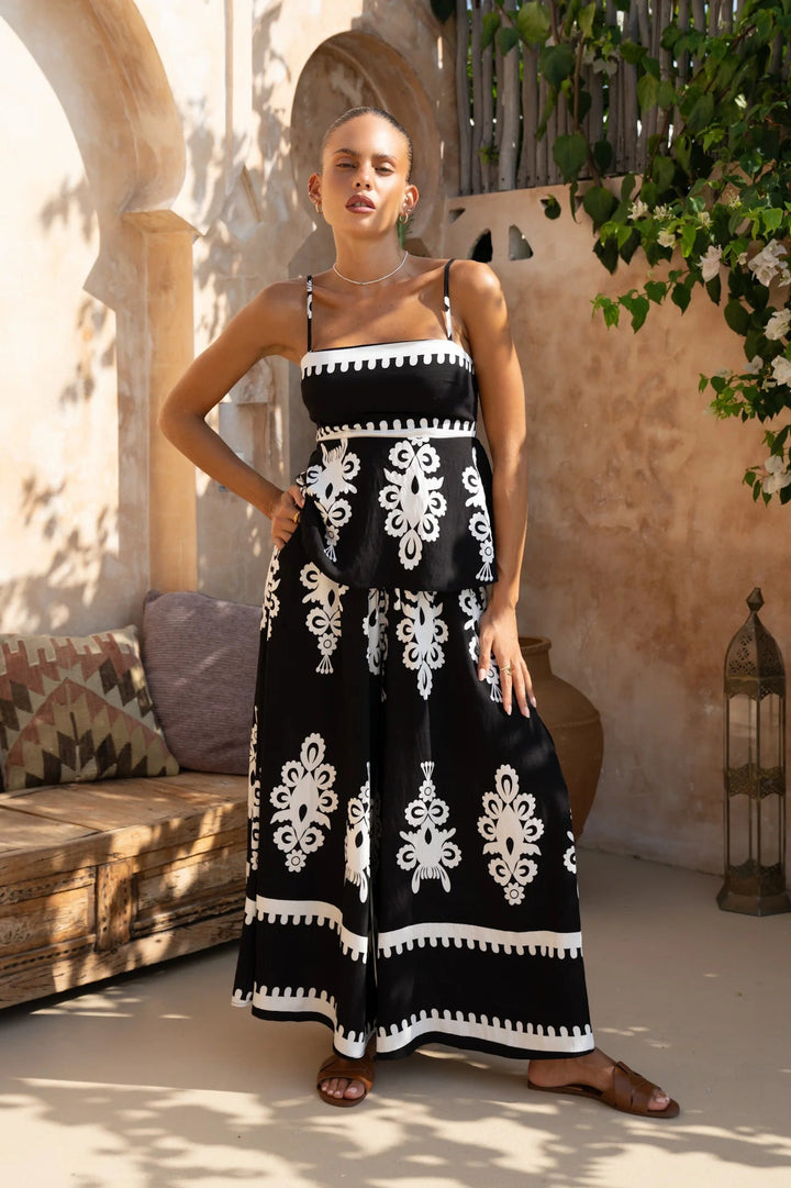Women’s Peplum Top – Embroidered – Spaghetti Straps – Fitted Bodice – Flared Waist