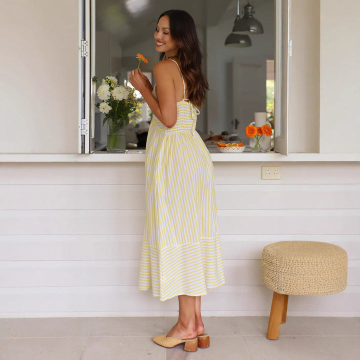 Women’s Midi Dress – Sweetheart Neckline – Spaghetti Straps – A-Line Flowy Fit