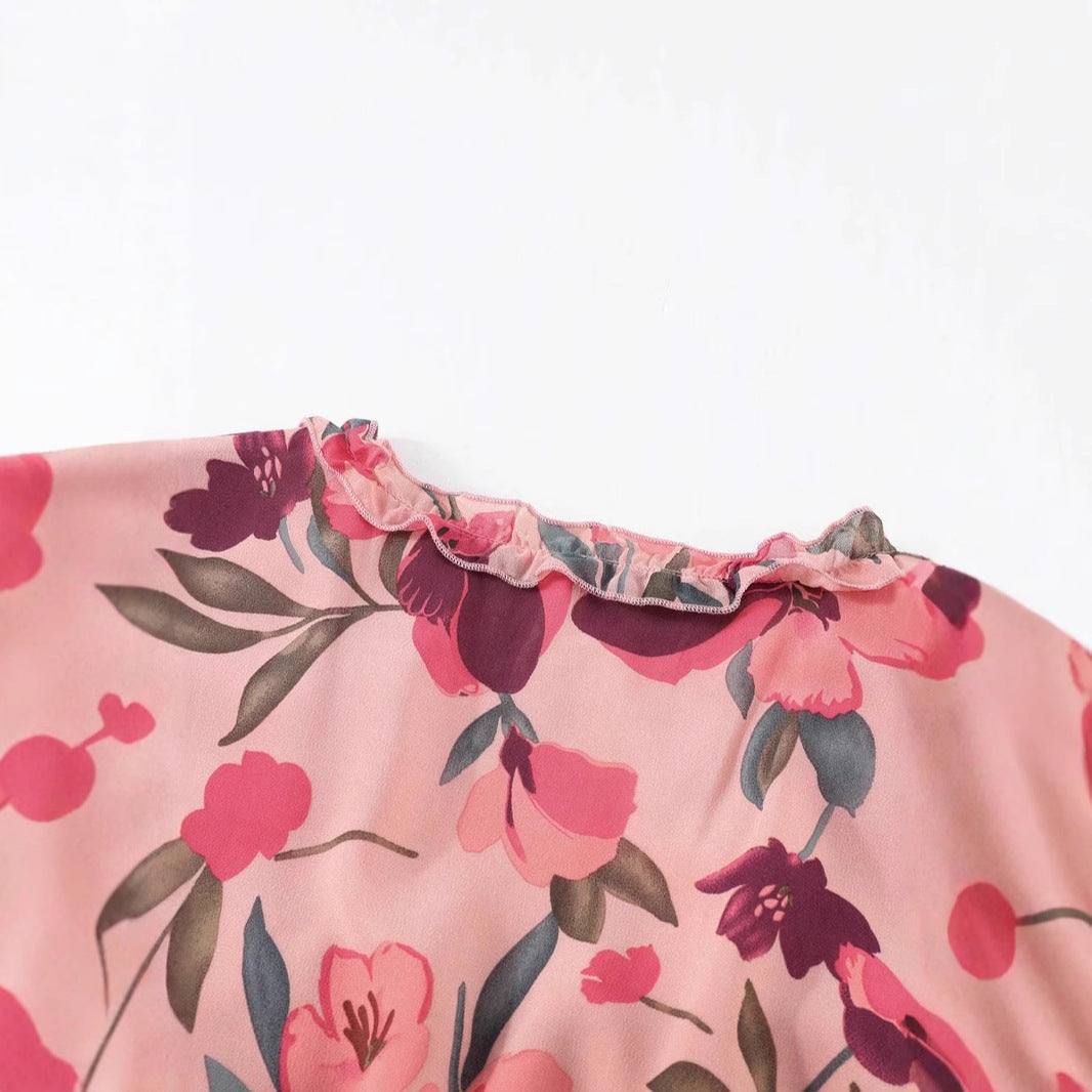 Women’s Maxi Dress – Lightweight Fabric – V-Neck Ruffle Detail – Long Sleeve – Floral Print