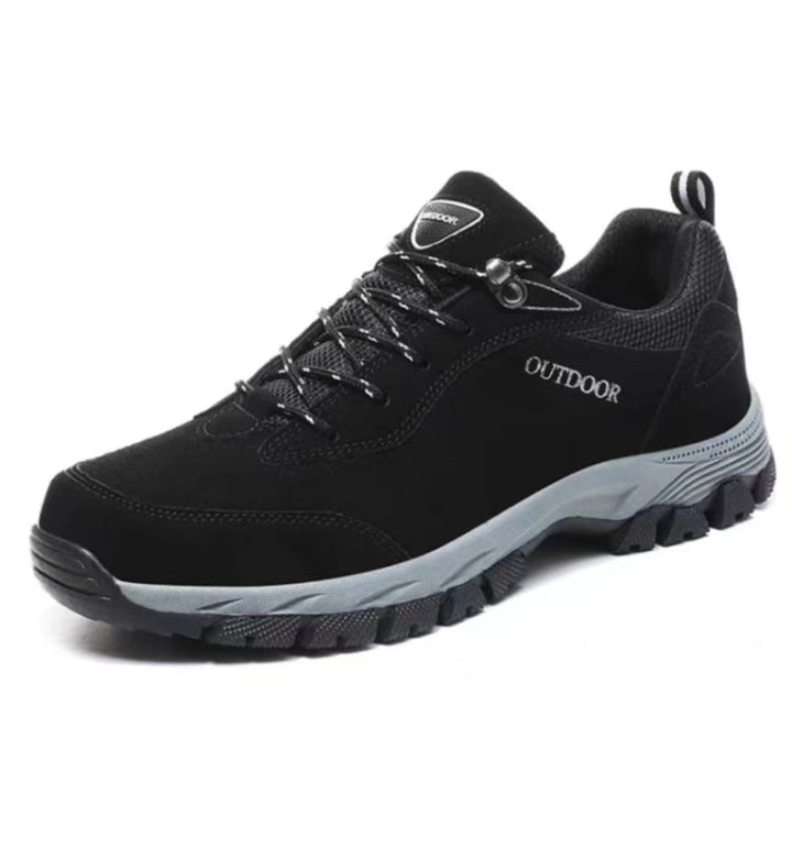 Men’s Mountaineering Shoes – Breathable Blend – Reinforced Support – High Traction Sole