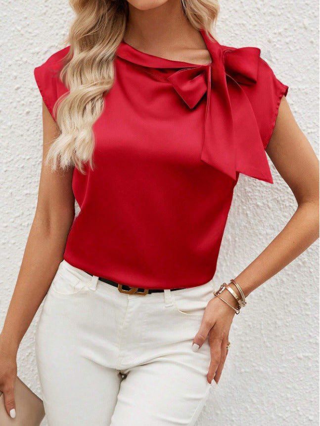 Women’s Blouse – Relaxed Fit – Satin-inspired material blend – Bow Neck – Cap Sleeve – Half Collar