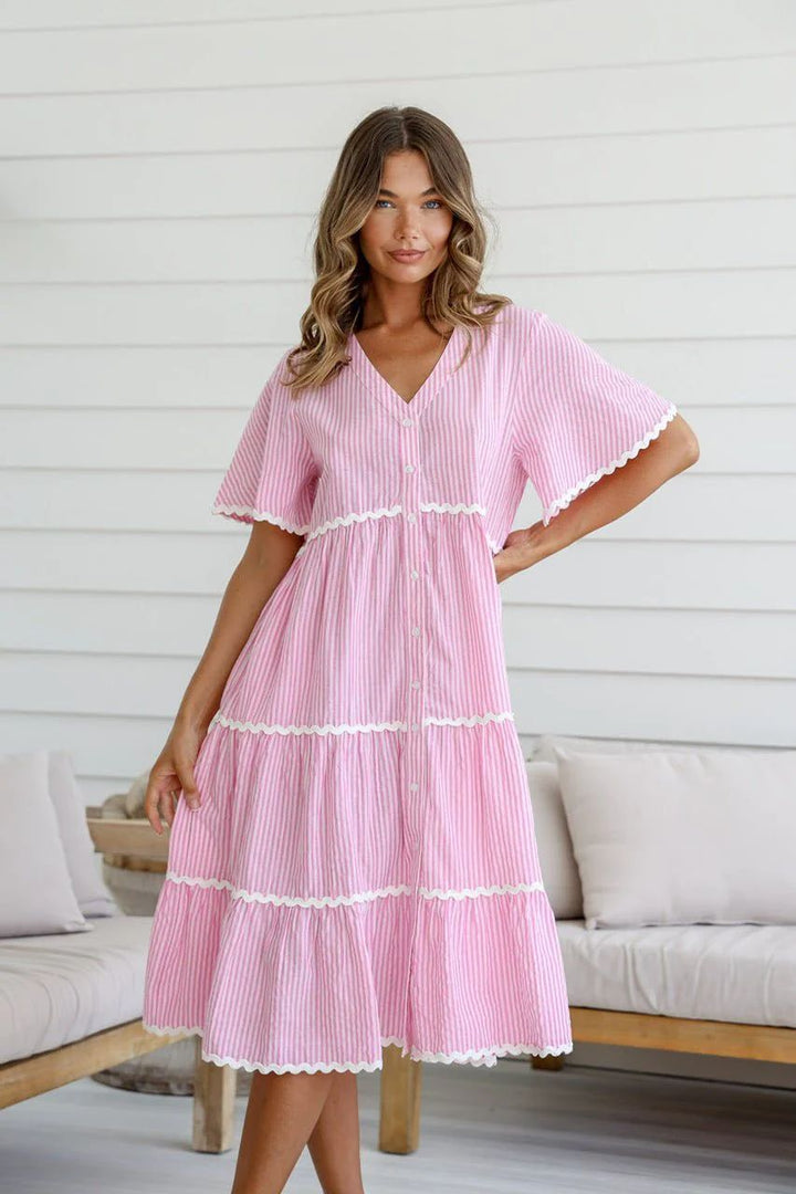 Women’s Tiered Dress – V-Neck – Short Sleeve – Button Front – Scalloped Trim – Flowy Fit