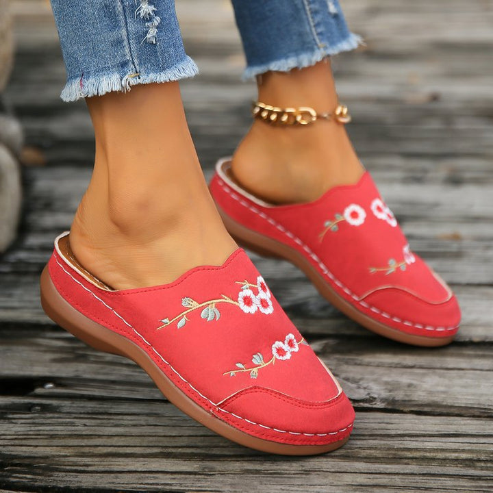 Women’s Flat Sandals – Embroidered Floral – Slip-On Comfort – Round Toe