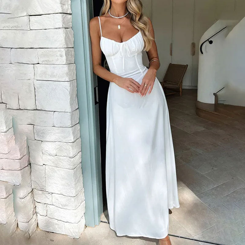 Women’s A-Line Dress – Fitted Bodice – Sweetheart Neckline – Spaghetti Straps – Full Length