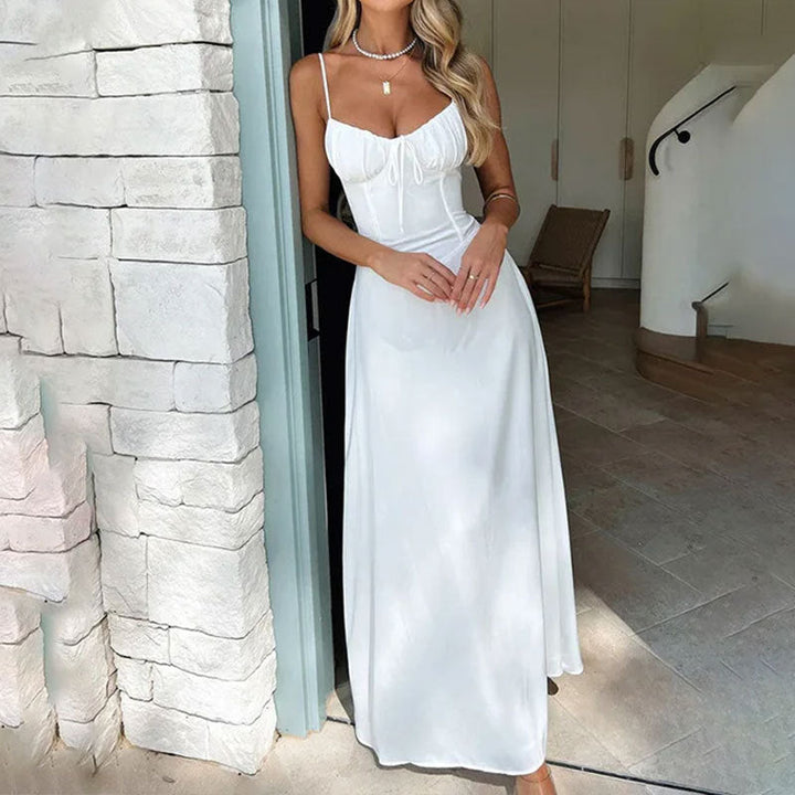 Women’s A-Line Dress – Fitted Bodice – Sweetheart Neckline – Spaghetti Straps – Full Length