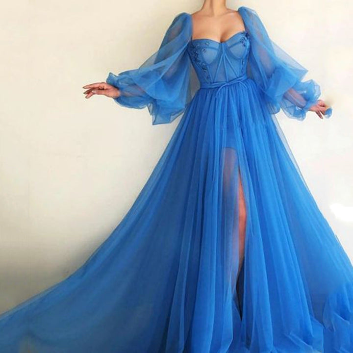 Women’s Evening Dress – Luxury Tulle – Sweetheart Neckline – Voluminous Sleeves – Side Slit