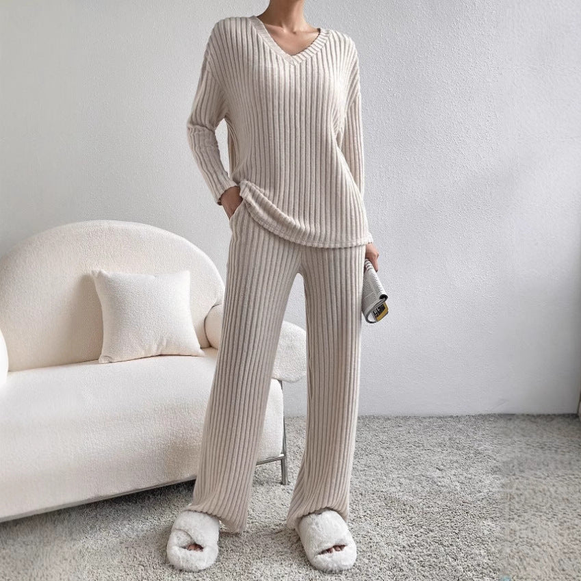 Women’s Knit Lounge Set – Ribbed V-Neck Top – Relaxed Fit – Straight-Leg Pants