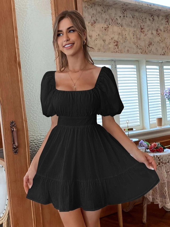 Women’s Mini Dress – Square Neck – Puff Sleeve – Fitted Waist – Tiered Flared Skirt