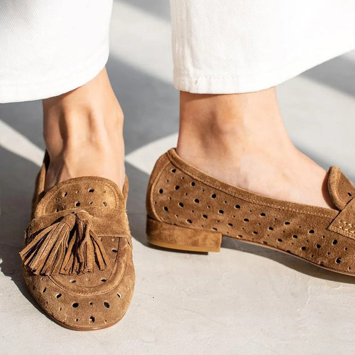 Women’s Loafers – Suede Upper – Chunky Heel – Perforated Design – Tassel Accent