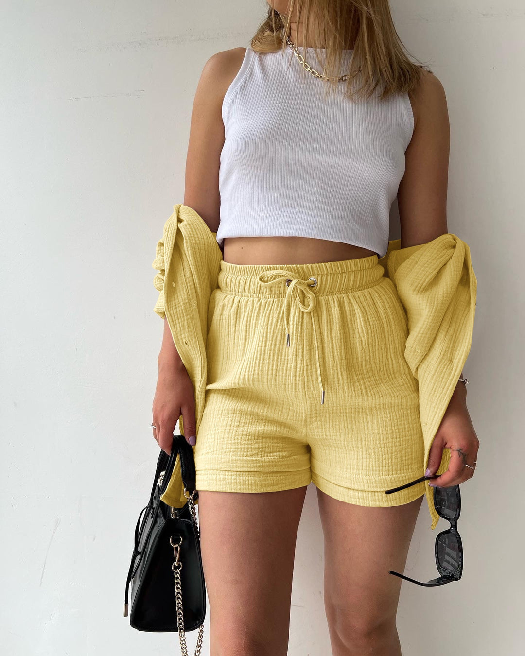 Women’s Two-Piece Set – Relaxed Crinkled Shirt – High-Waisted Drawstring Shorts