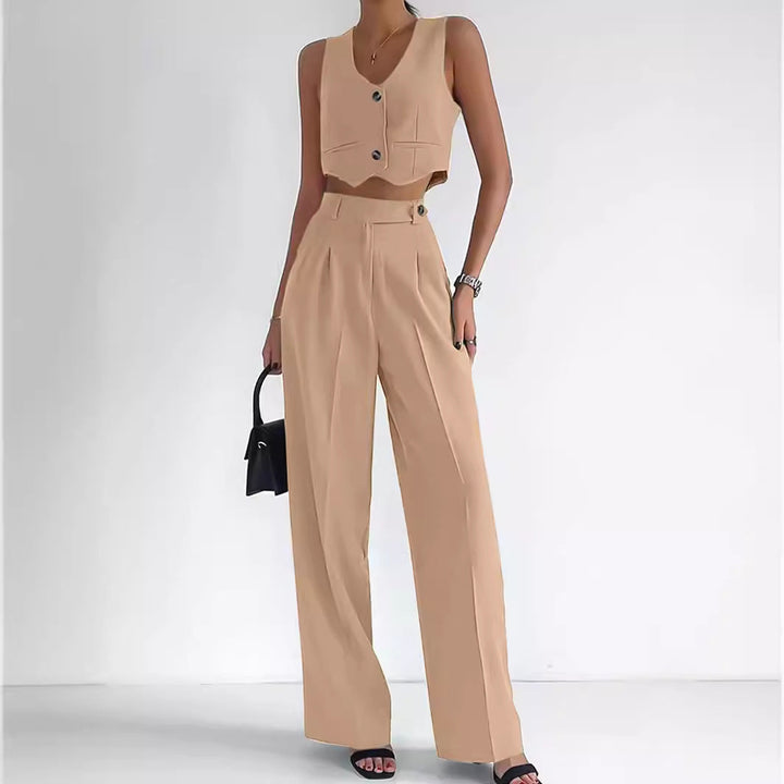 Women’s Cropped Vest – Tailored Fit – V-Neck – Button Front – Structured Slim Silhouette