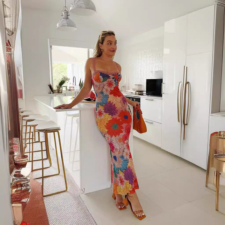 Women’s Maxi Dress – Sweetheart Neckline – Slim Fit – Floral Print – Lightweight Fabric
