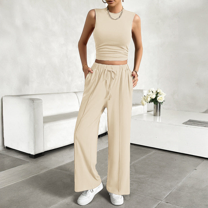 Women’s 2-Piece Set - Sleeveless Crop Top Crew Neck - Wide-Leg Pants Elastic Waist