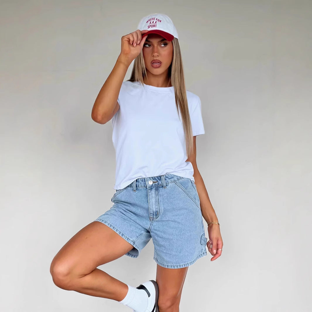 Women’s Denim Shorts - High Waist - 5-Pocket Style - Button Zip Closure - Casual Fit