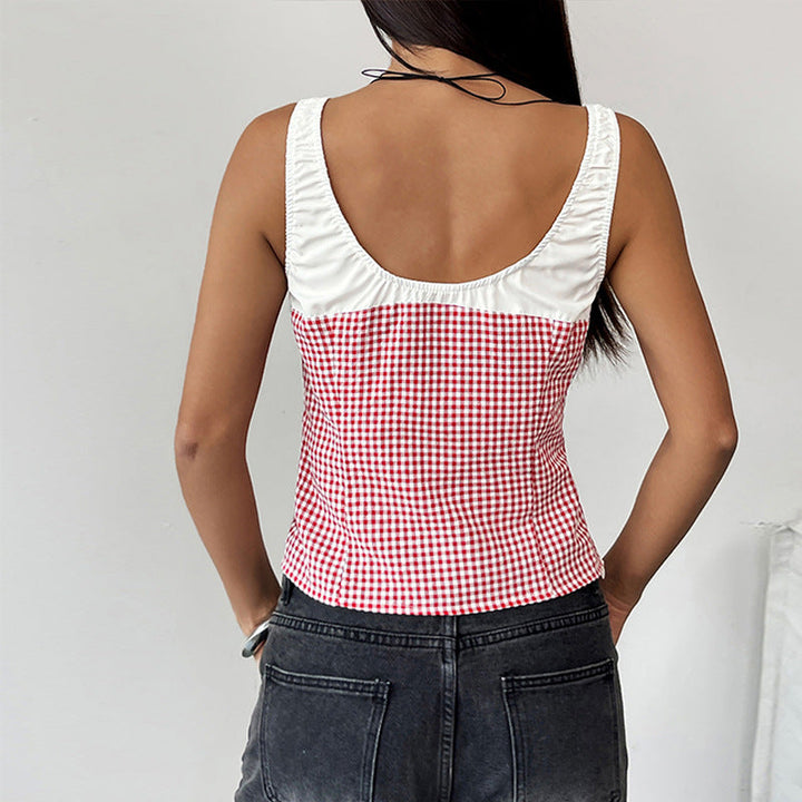 Women’s Sleeveless Top - Gingham Pattern - Slim Fit - Scoop Neck - Tie Front Detail